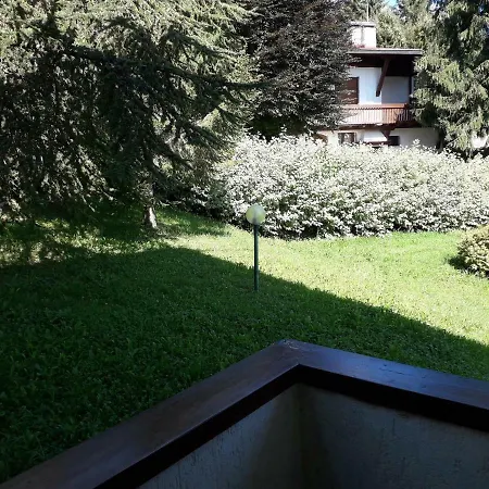 House Gastagh Apartament Gallio